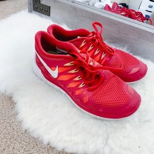 Nike Free Run 5.0 Sneakers